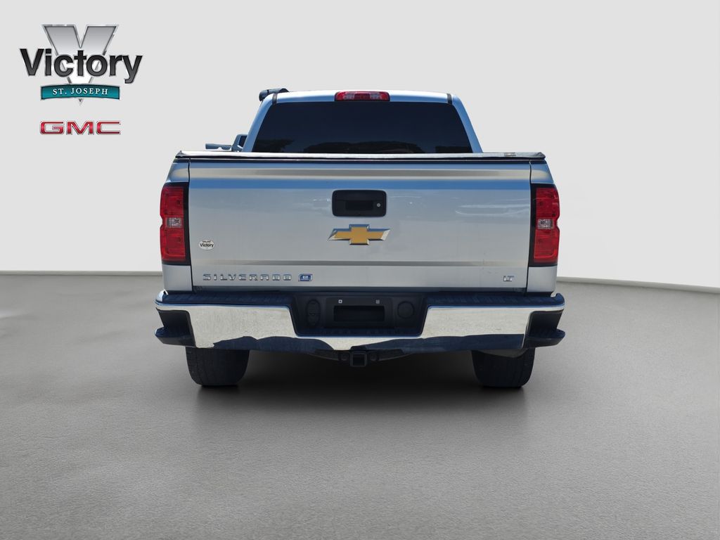 Used 2018 Silver Chevrolet LT image 16