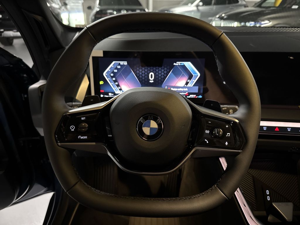 Thumbnail: 2026 BMW X3 - 14