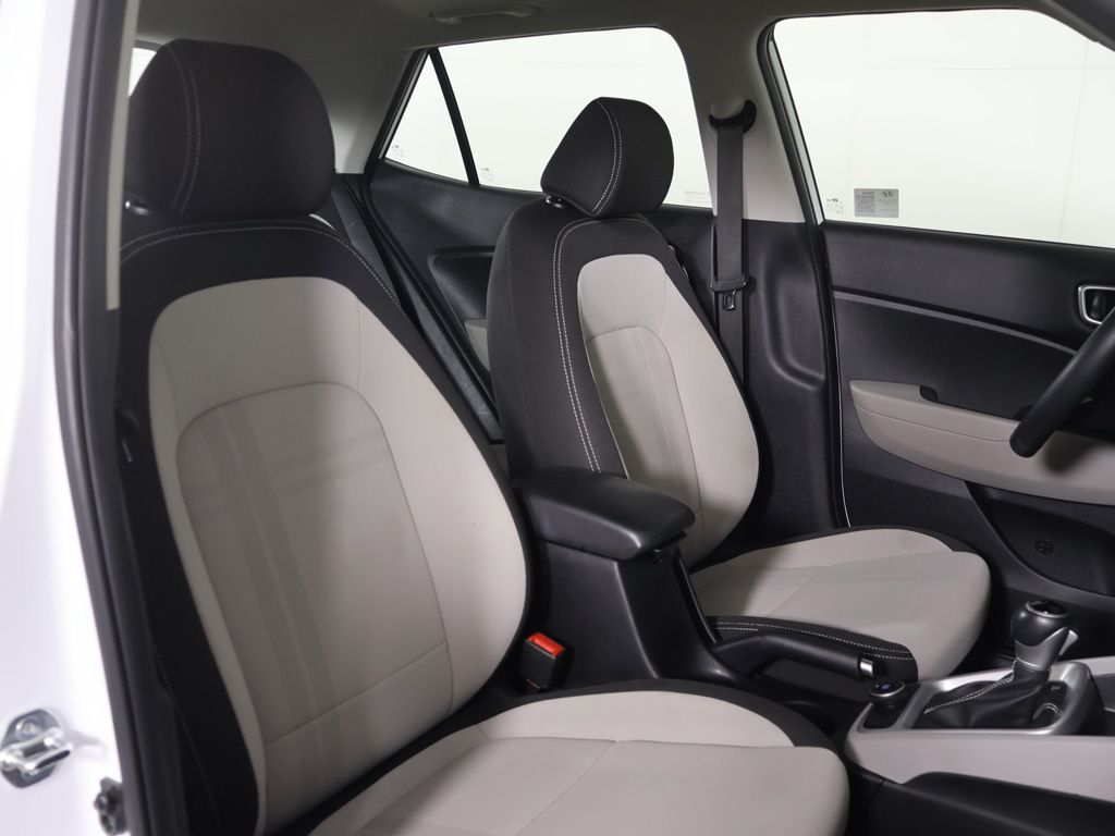 Certified Used 2024 White Hyundai SEL image 26