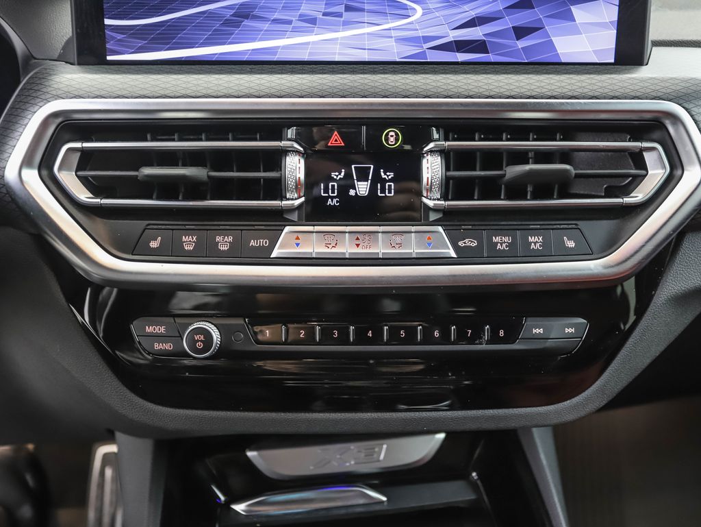 Thumbnail: 2022 BMW X3 - 16