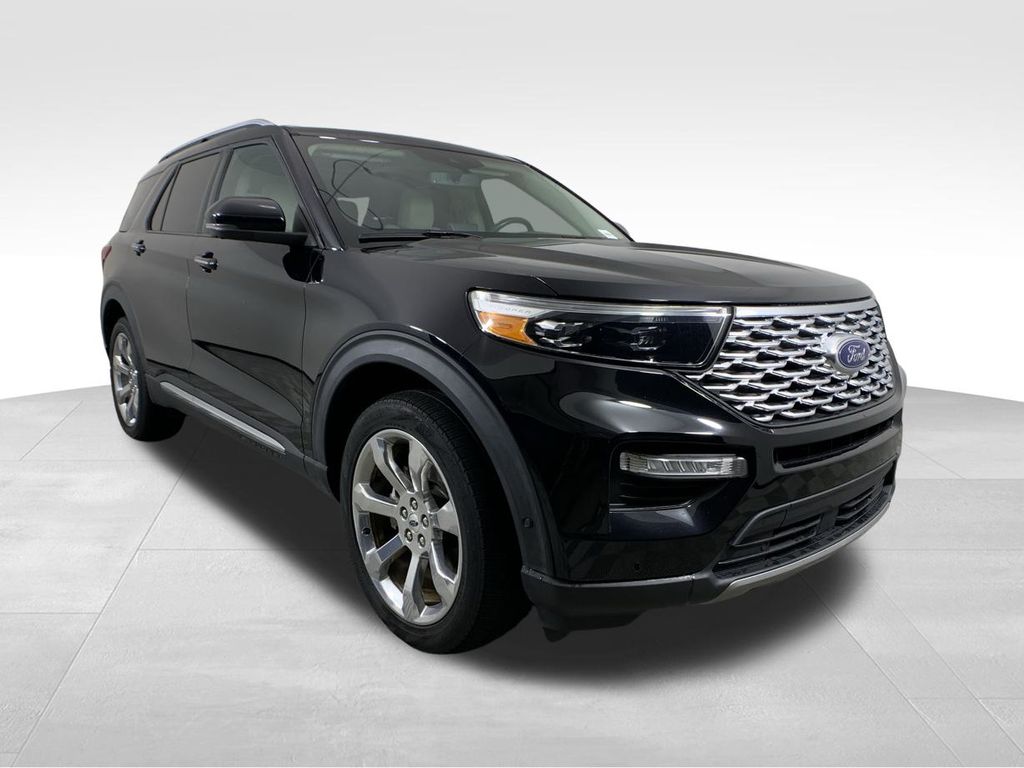 2020 Ford Explorer Platinum 8