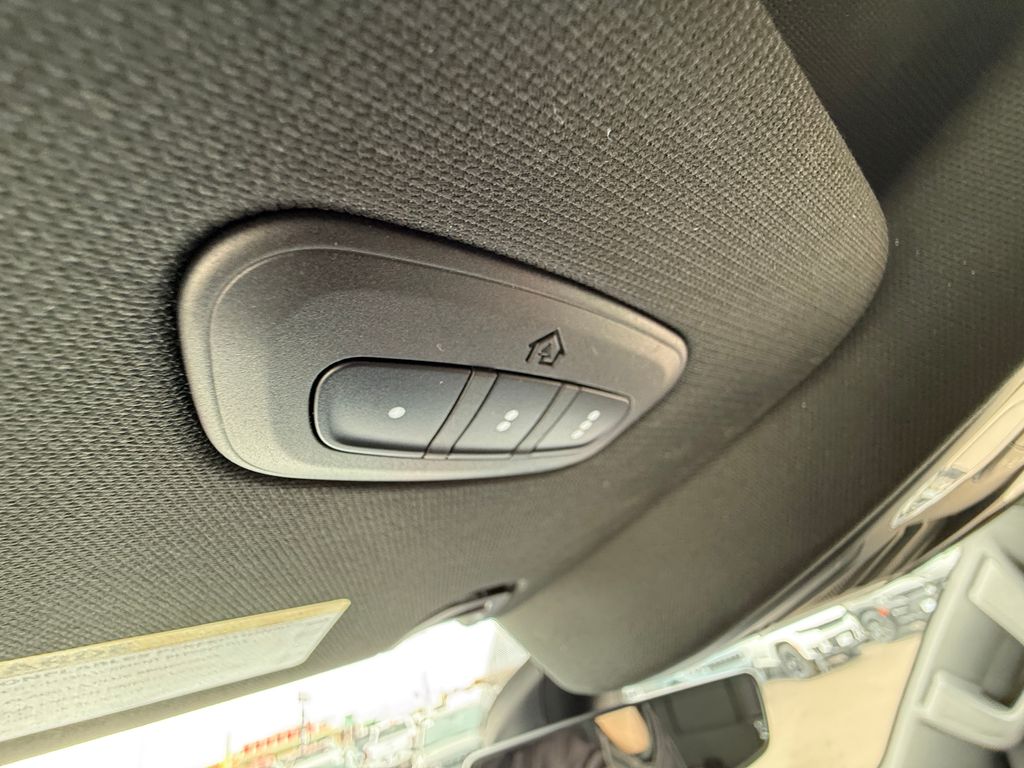 Certified Used 2021 White Ram Big Horn/Lone Star image 55