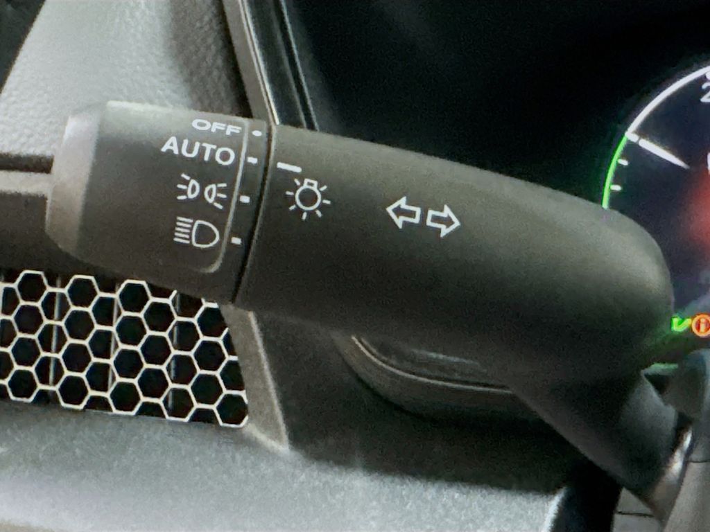Used Car 2025 Honda Cr-v Hybrid  Wagon 4 Dr. Sport Front Wheel Drive For Sale Under $35,000 In Austin, Texas