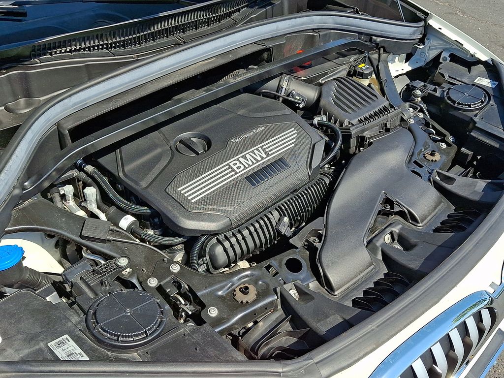 Thumbnail: 2021 BMW X1 - 27