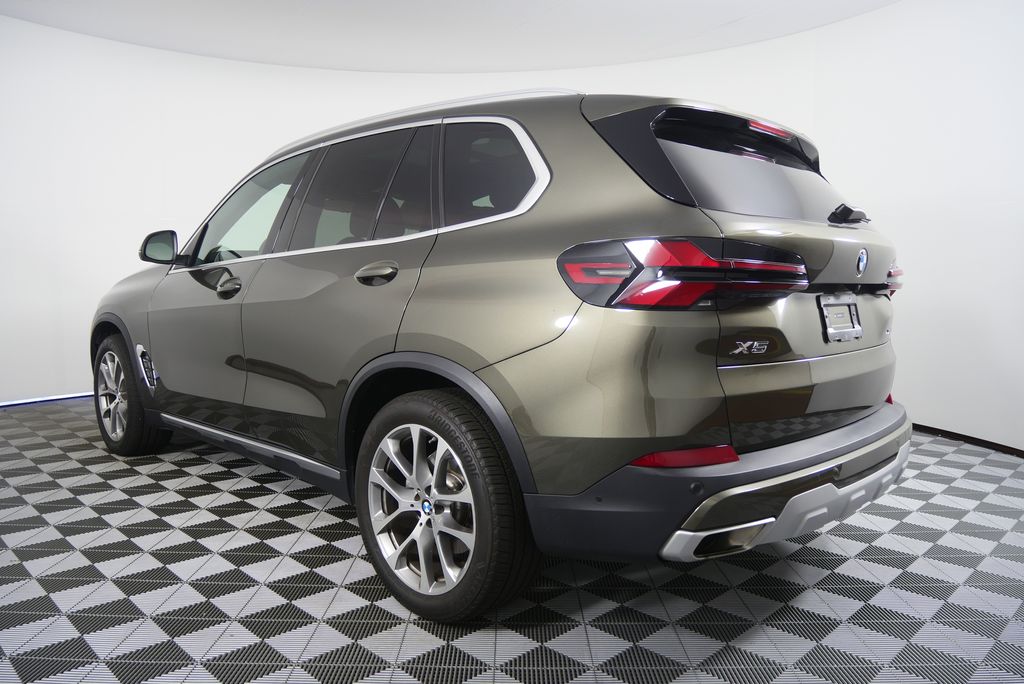 Thumbnail: 2025 BMW X5 - 5