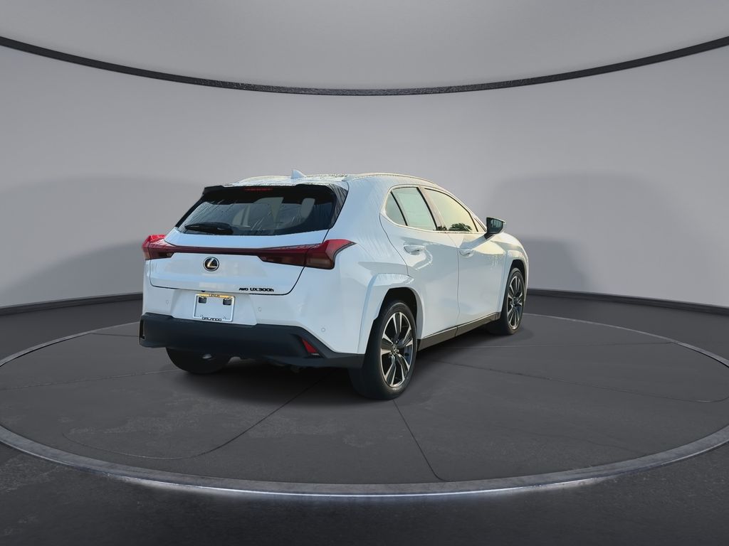 Thumbnail: 2026 Lexus UX - 8