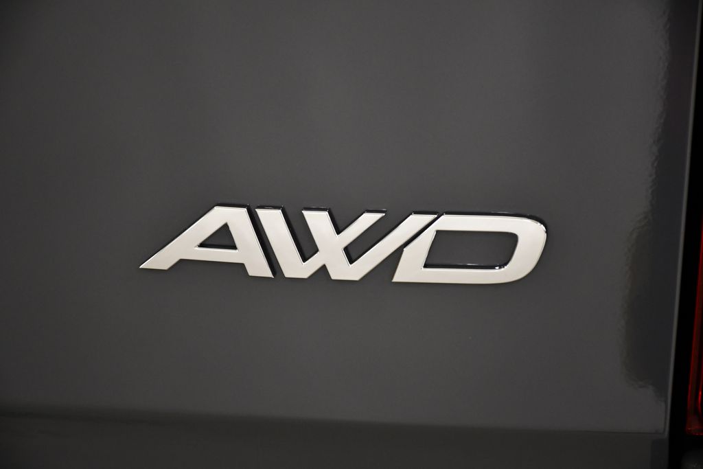 Thumbnail: 2025 Mercedes-Benz Sprinter - 12