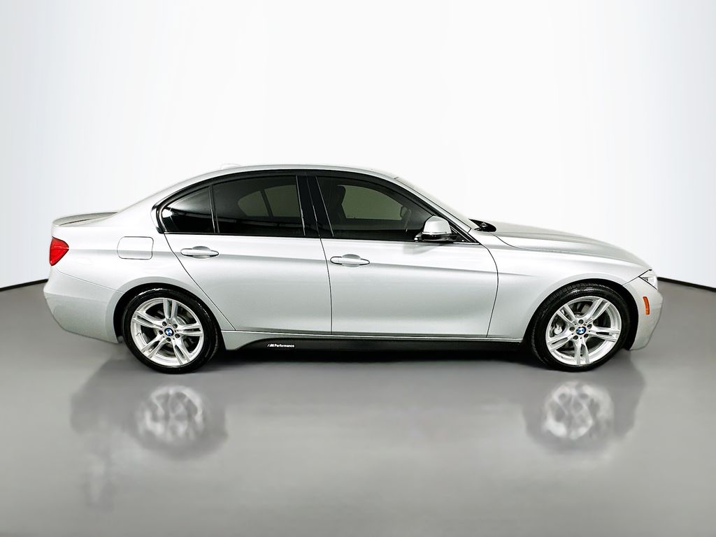 Thumbnail: 2015 BMW 3 Series - 4