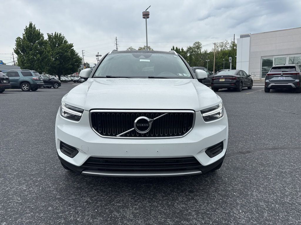 2020 Volvo XC40 Momentum - 5