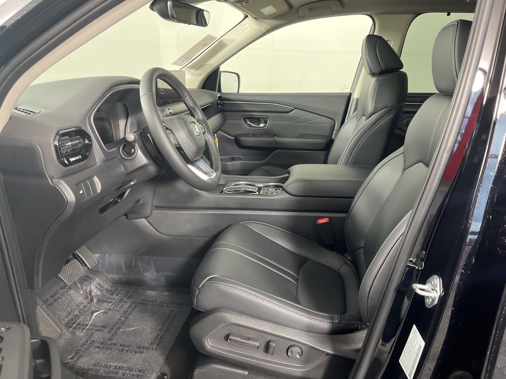 Thumbnail: 2026 Honda Pilot - 26