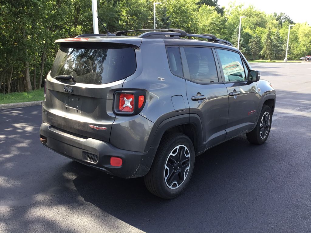 Thumbnail: 2016 Jeep Renegade - 4