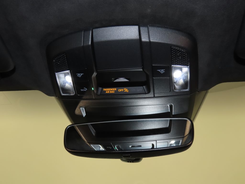 Thumbnail: 2025 Porsche 911 - 32