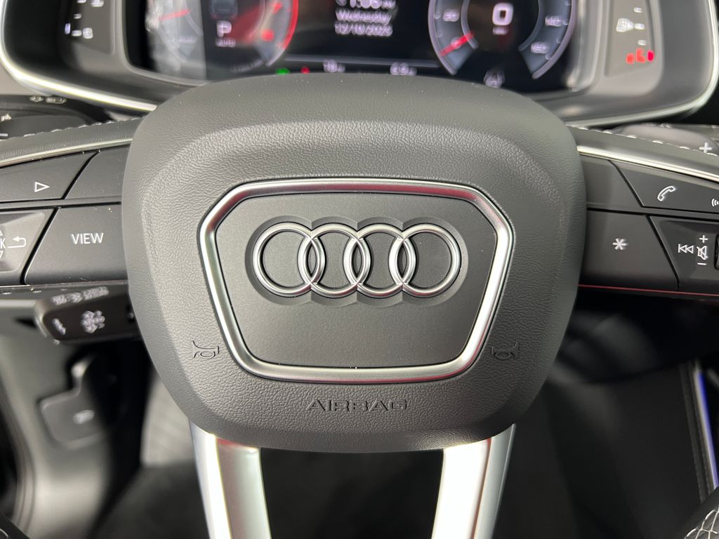 Thumbnail: 2025 Audi Q7 - 17