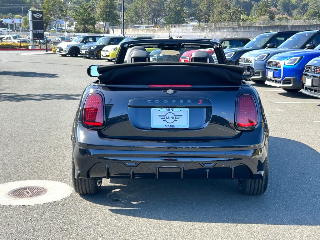 Thumbnail: 2026 MINI Cooper - 4