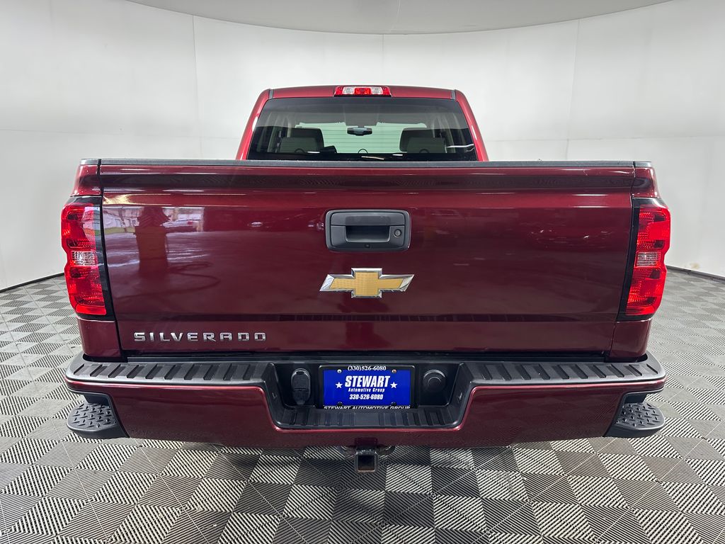 2017 Chevrolet Silverado 1500 LT - Image 4