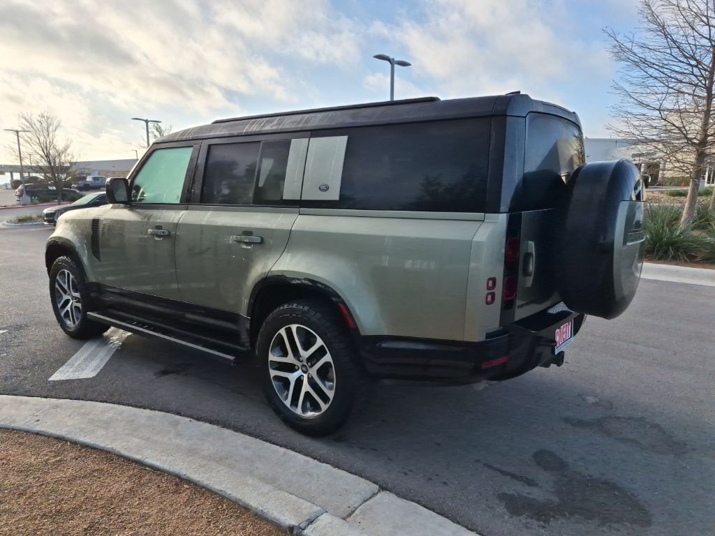 Used Car 2024 Land Rover Defender 130  X-dynamic Se For Sale Under $60,000 In Austin, Texas