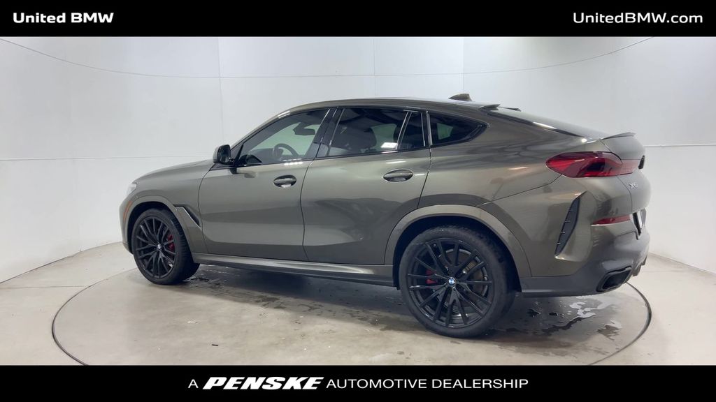 Thumbnail: 2021 BMW X6 - 6