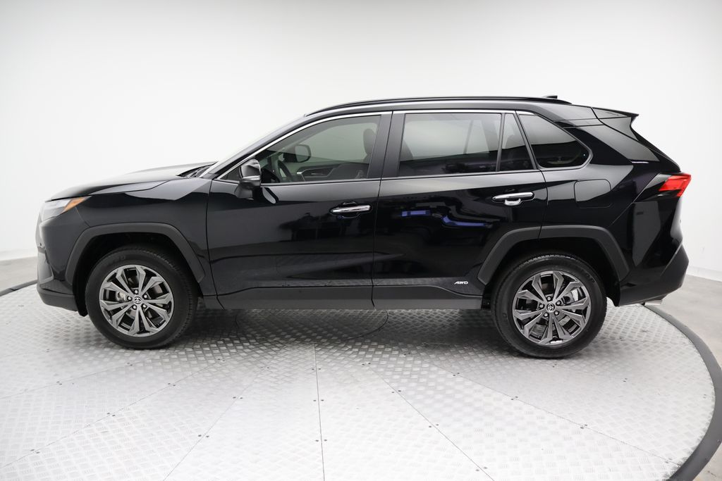 Thumbnail: 2025 Toyota RAV4 - 12