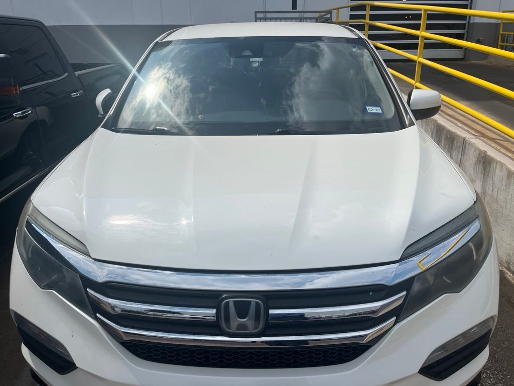 Thumbnail: 2017 Honda Pilot - 2