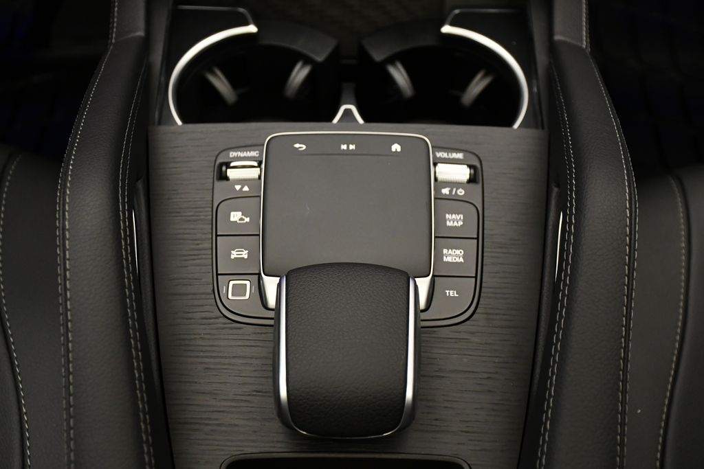 Thumbnail: 2026 Mercedes-Benz GLE - 30