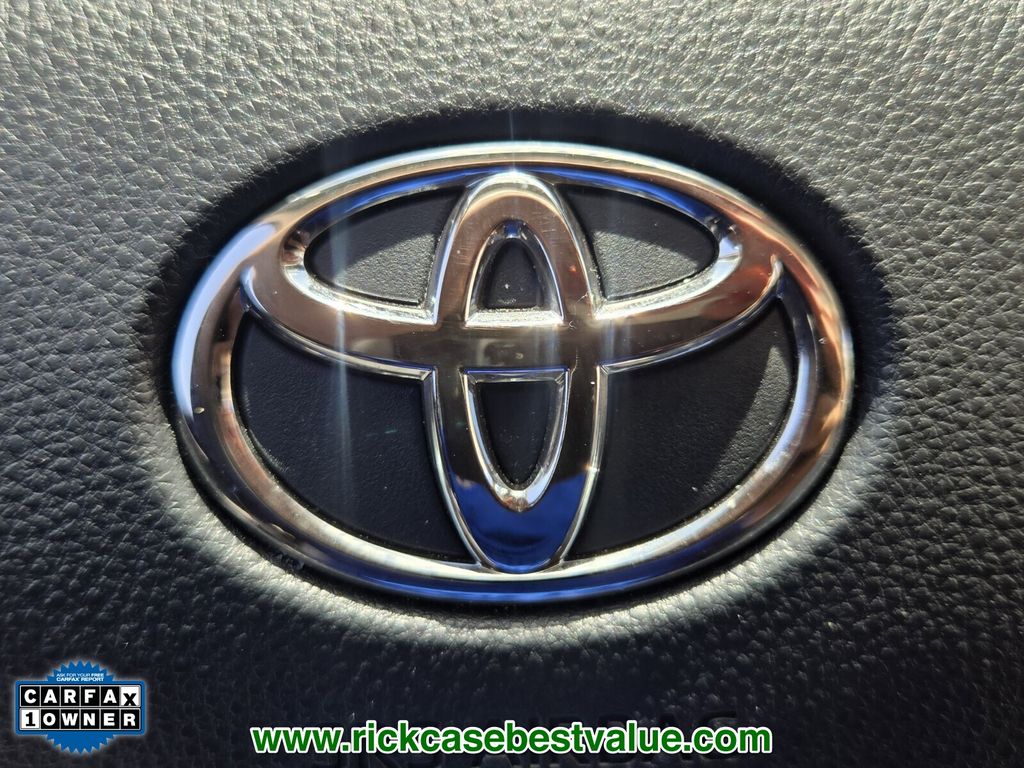 2023 Toyota Highlander - $34,990