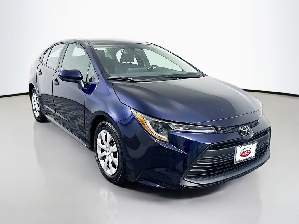 Thumbnail: 2024 Toyota Corolla - 3