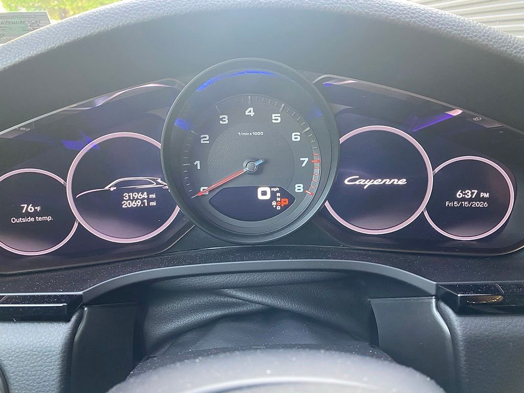 Thumbnail: 2022 Porsche Cayenne - 6