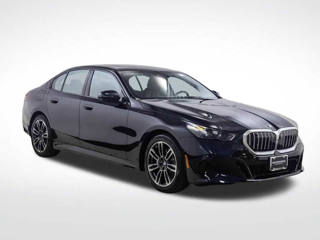 Thumbnail: 2026 BMW 5 Series - 8