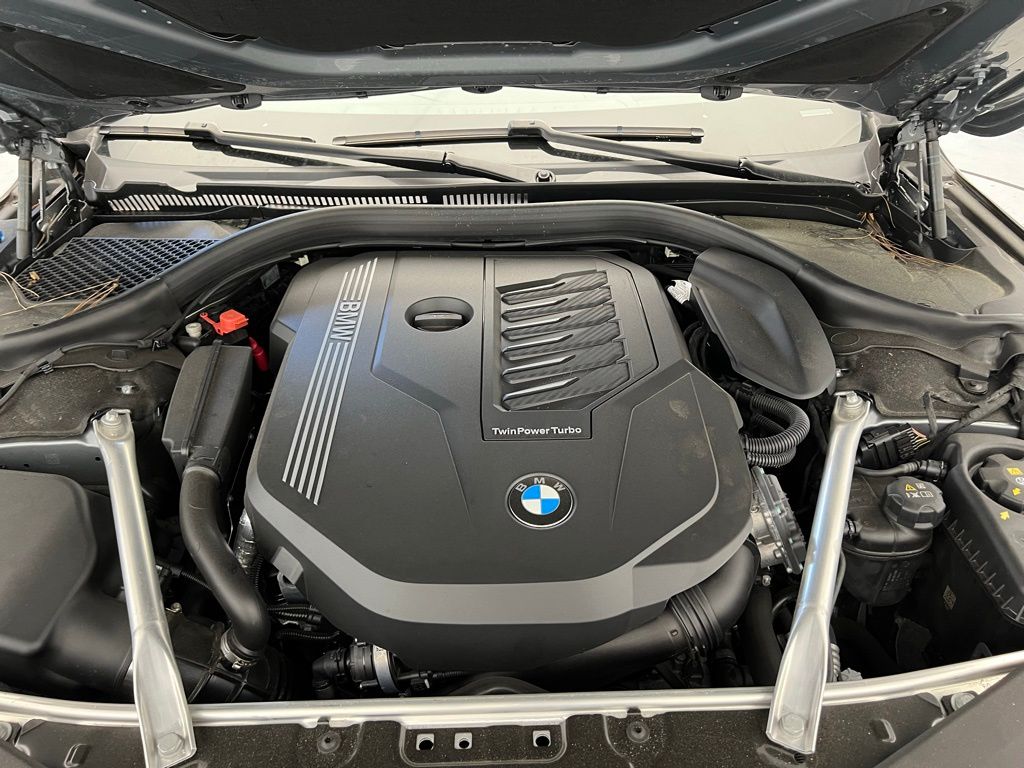 Thumbnail: 2024 BMW 8 Series - 6