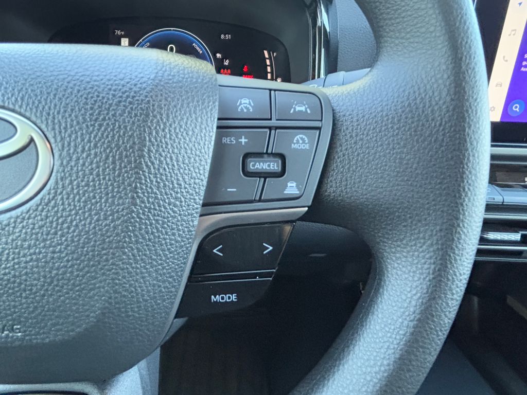 2025 Toyota Camry LE 12