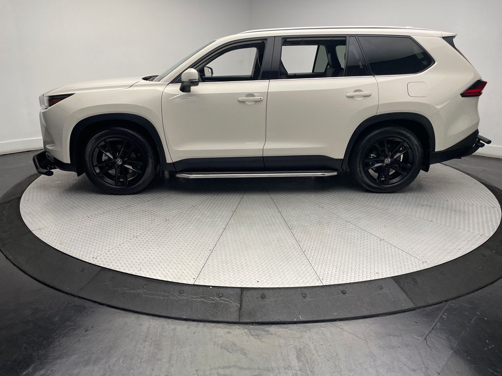 2024 Toyota Grand Highlander Limited 8