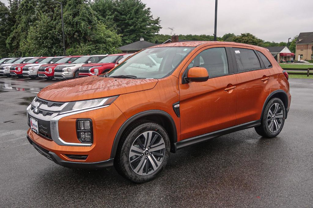 2025 Mitsubishi Outlander Sport ES - Photo 2