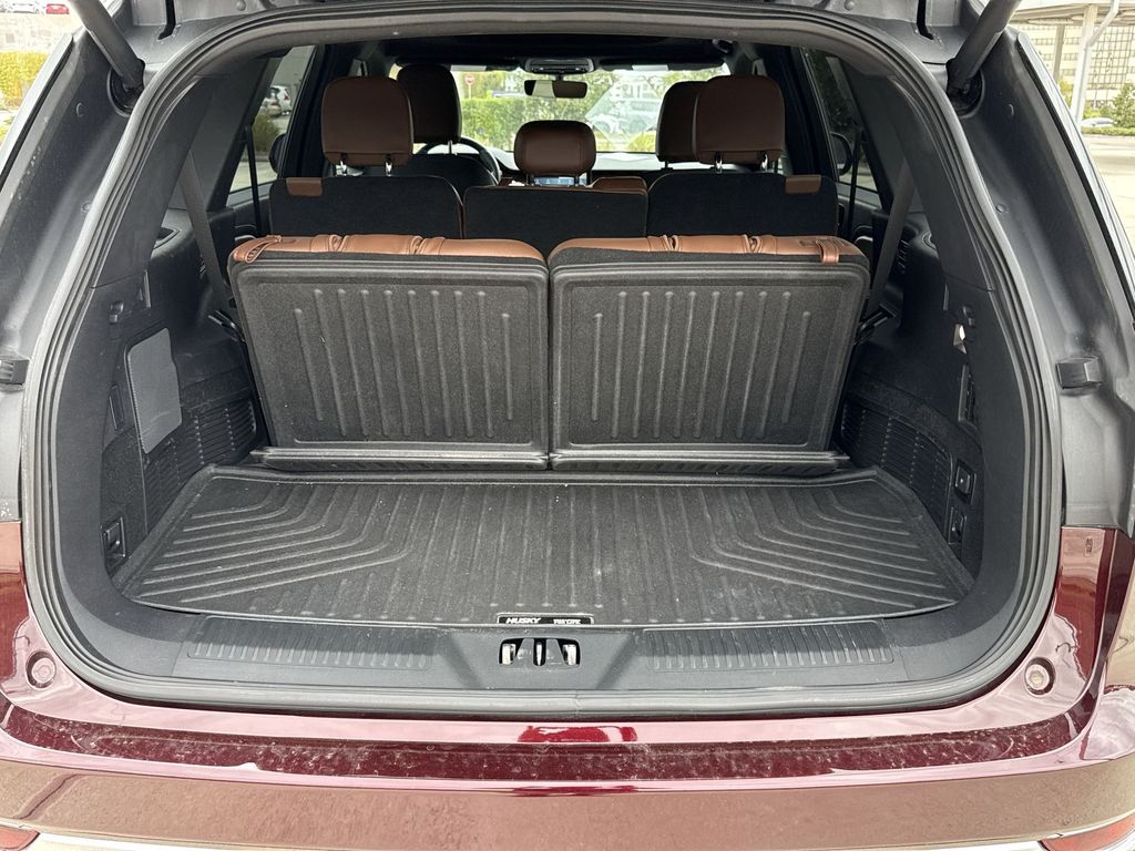 Thumbnail: 2022 Lincoln Aviator - 13