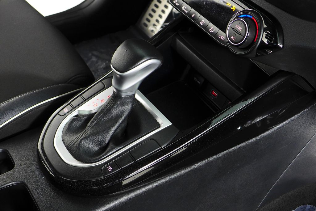 Thumbnail: 2024 Kia Forte - 15