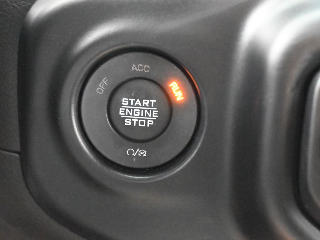 Used 2022 Hydro Blue Pearl Coat Jeep Unlimited Willys image 28