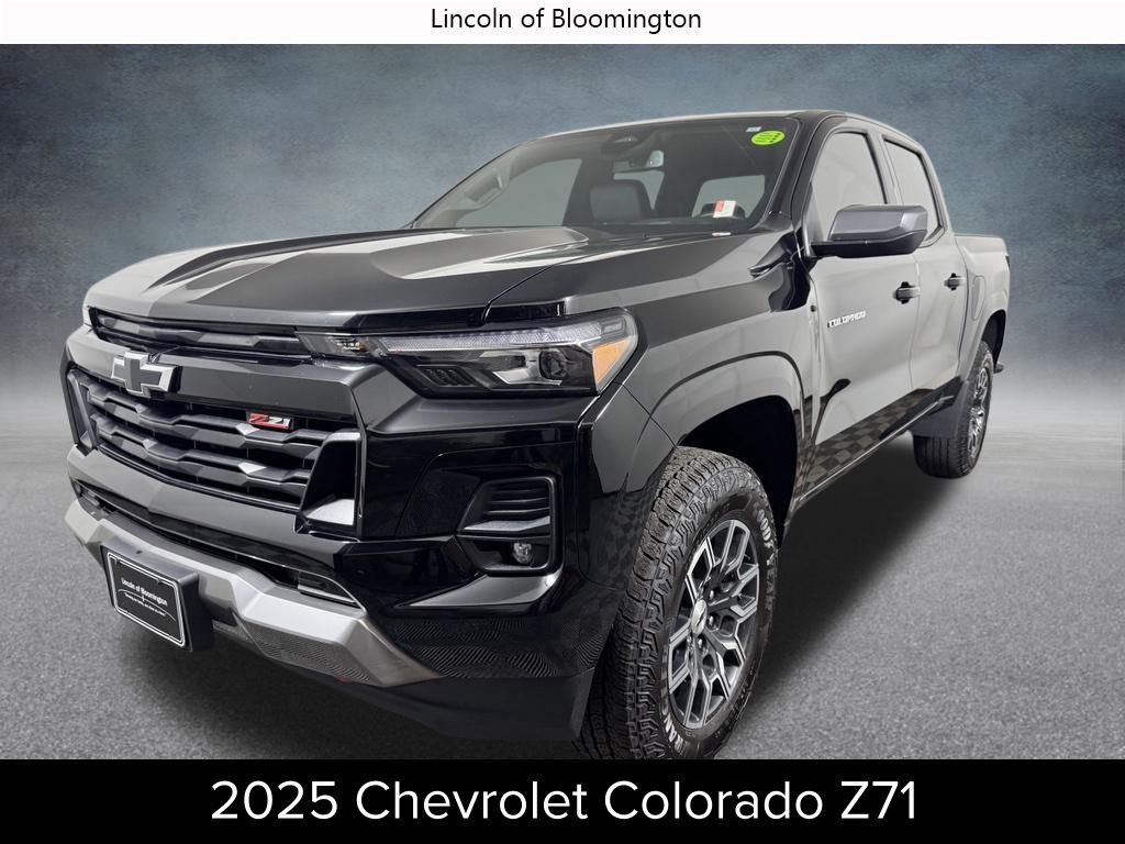 Black 2025 Chevrolet Colorado Pickup Truck Four-Wheel Drive 8-Speed Automatic