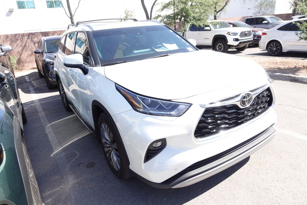2021 Toyota Highlander Platinum 4x4 V6's photo