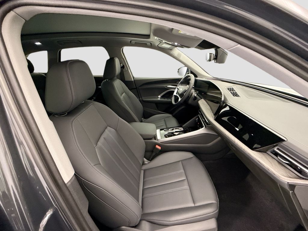 Thumbnail: 2026 Audi Q5 - 19