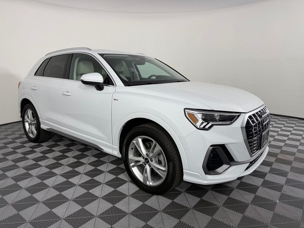 2023 Audi Q3