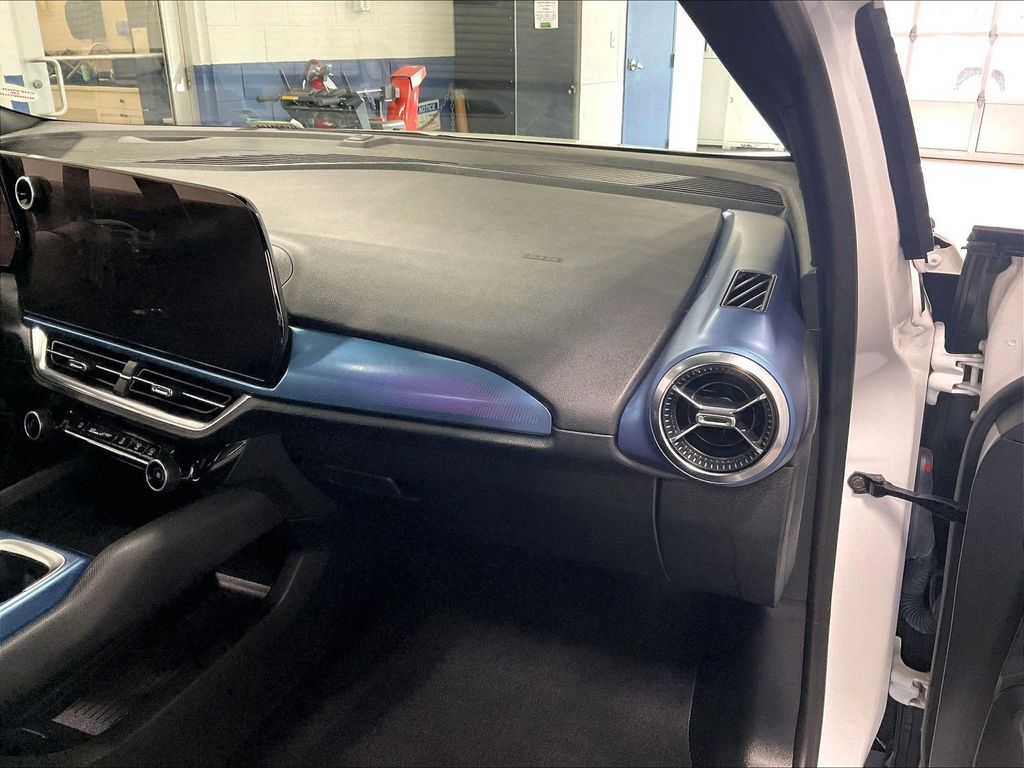 2024 Chevrolet Equinox EV — photo 13