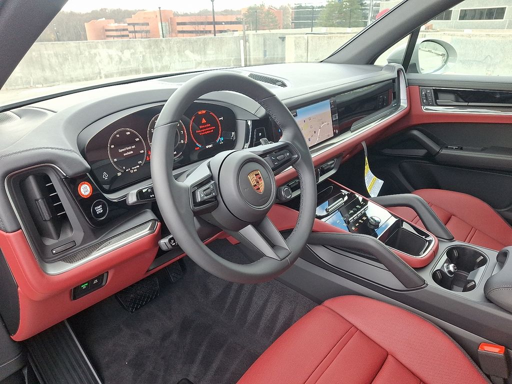 Thumbnail: 2026 Porsche Cayenne - 4