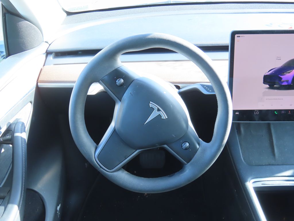 Thumbnail: 2023 Tesla Model Y - 6