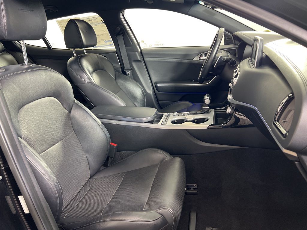 Used 2018 Black Kia GT image 30