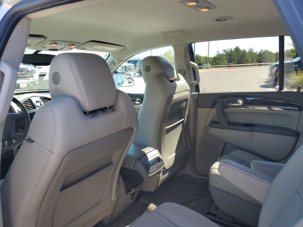 Used Car 2017 Buick Enclave  Leather Group For Sale Under $25,000 In Austin, Texas