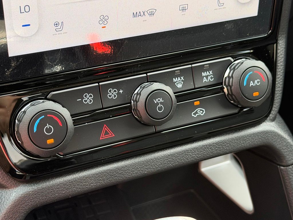 New 2026 Gray Ford Lariat image 16