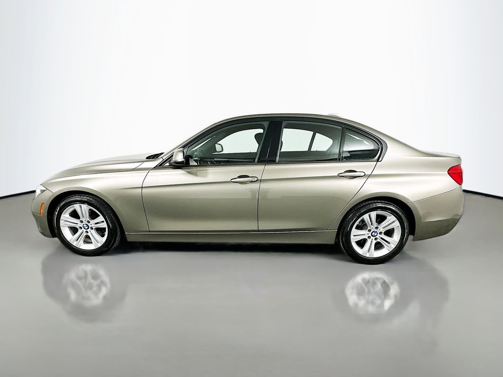 Thumbnail: 2016 BMW 3 Series - 8