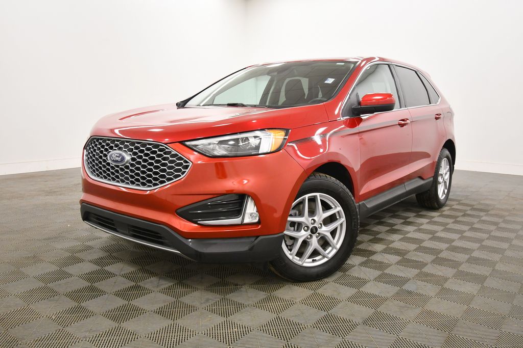 Used 2024 Ford Edge SUV