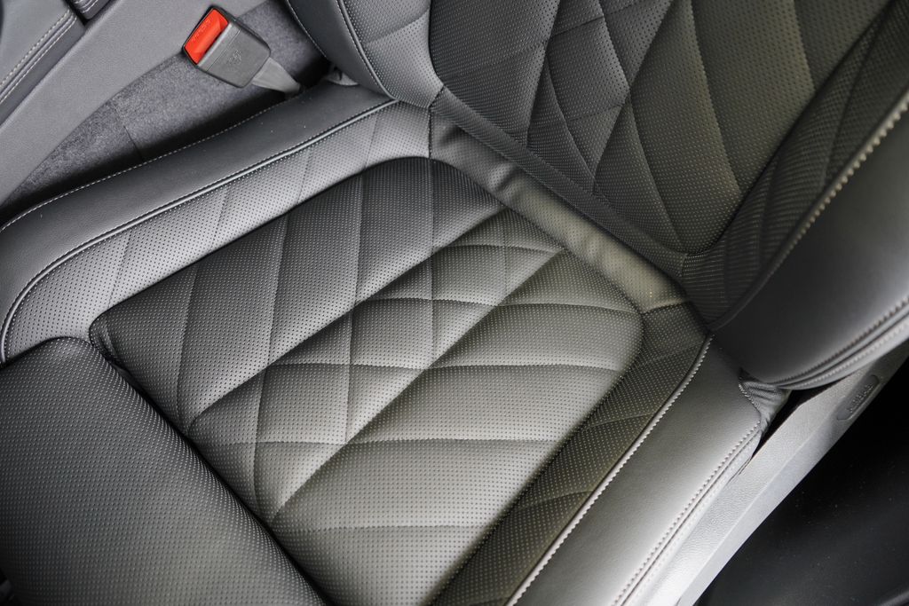 Thumbnail: 2026 BMW X5 - 11