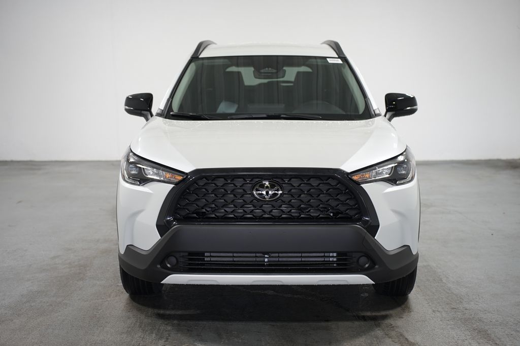 2025 Toyota Corolla Cross LE 2