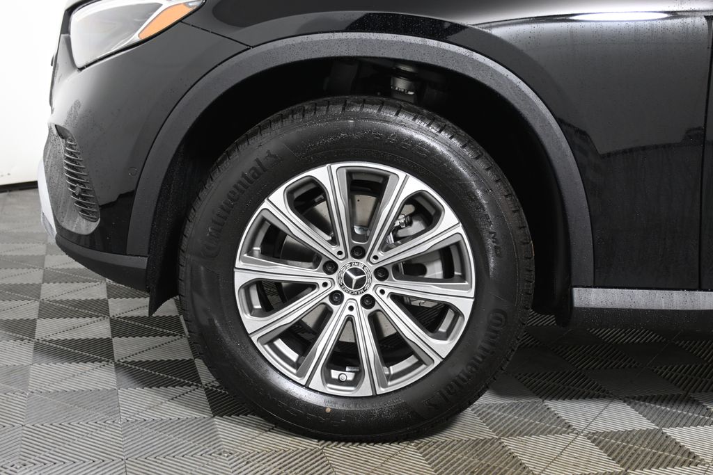 Thumbnail: 2026 Mercedes-Benz GLC - 11